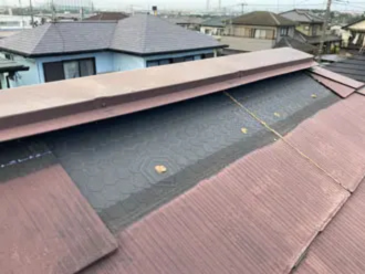 強風により飛んでしまったスレート